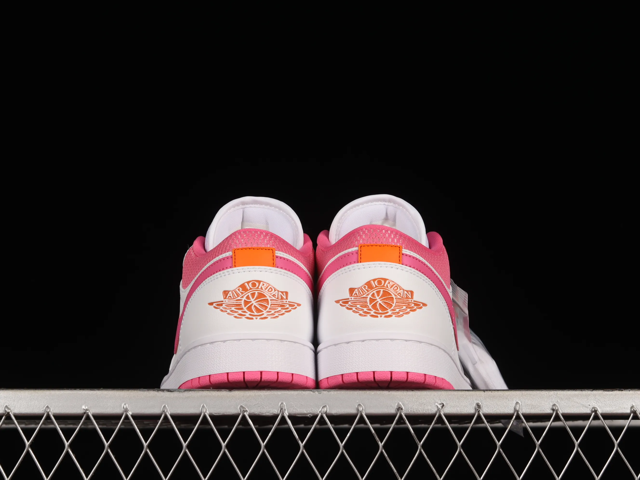 All categories Air Jordan Jordan series basketball shoes Air Jordan 1 Low Air Jordan 1 Low AJ1 Joe 1 white and pink low-top basketball shoes DR9498-168